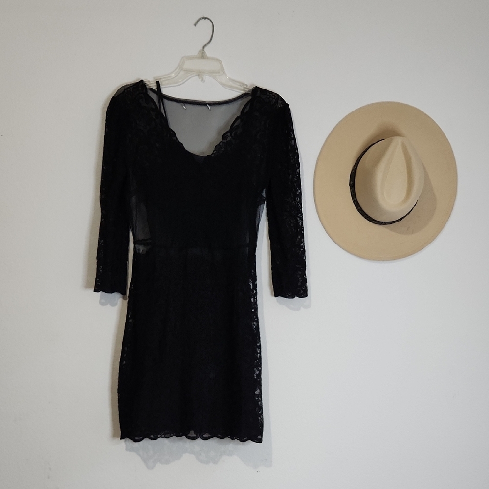 Chic Black Lace Long Sleeve Dress